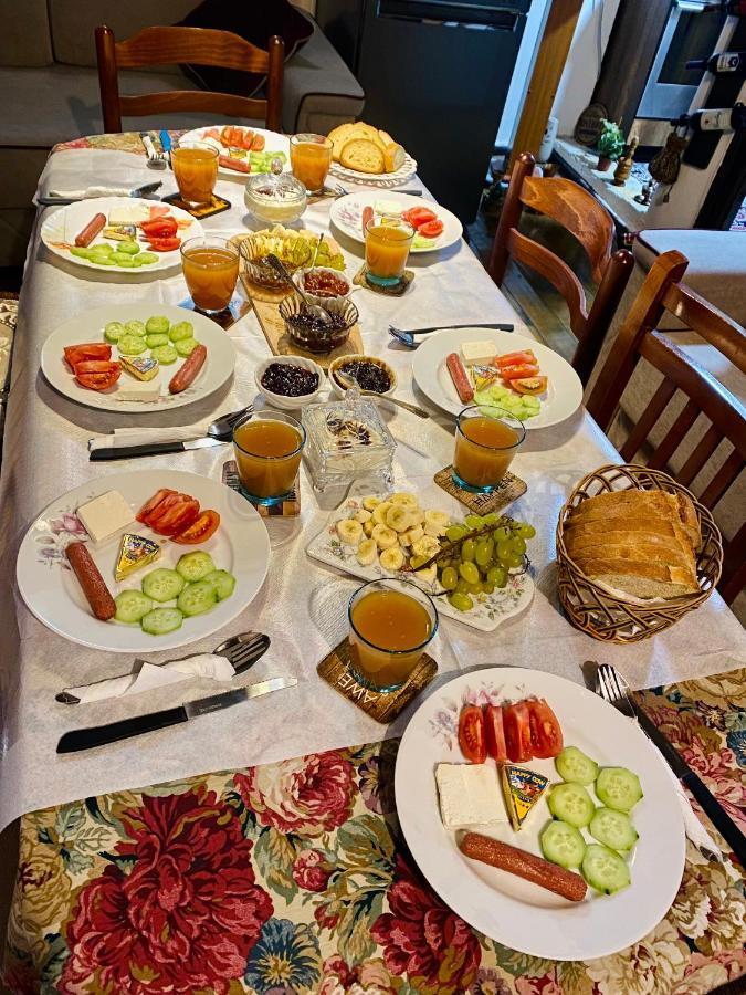 Restaurant & Guest House Semani Berat Exteriér fotografie